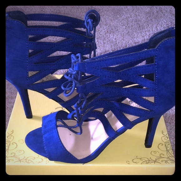 Gladiator heel royal blue! SPRING is here ladies - Picture 1 of 4